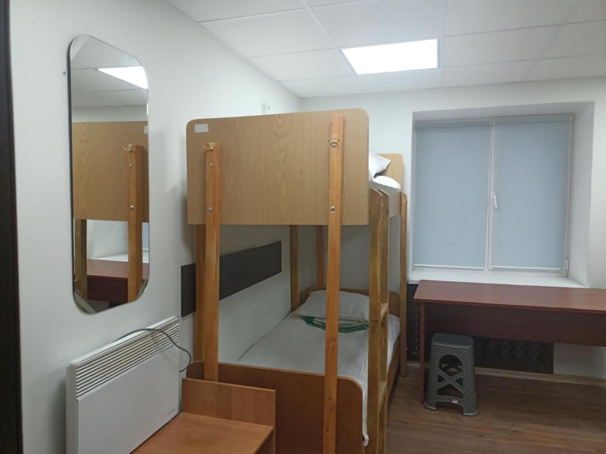 Hostel Krone Gok Zatishok Kiev Dış mekan fotoğraf
