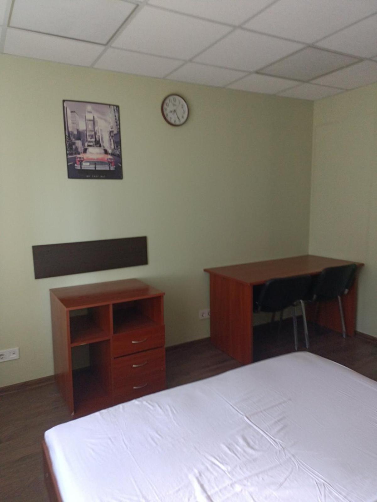 Hostel Krone Gok Zatishok Kiev Dış mekan fotoğraf