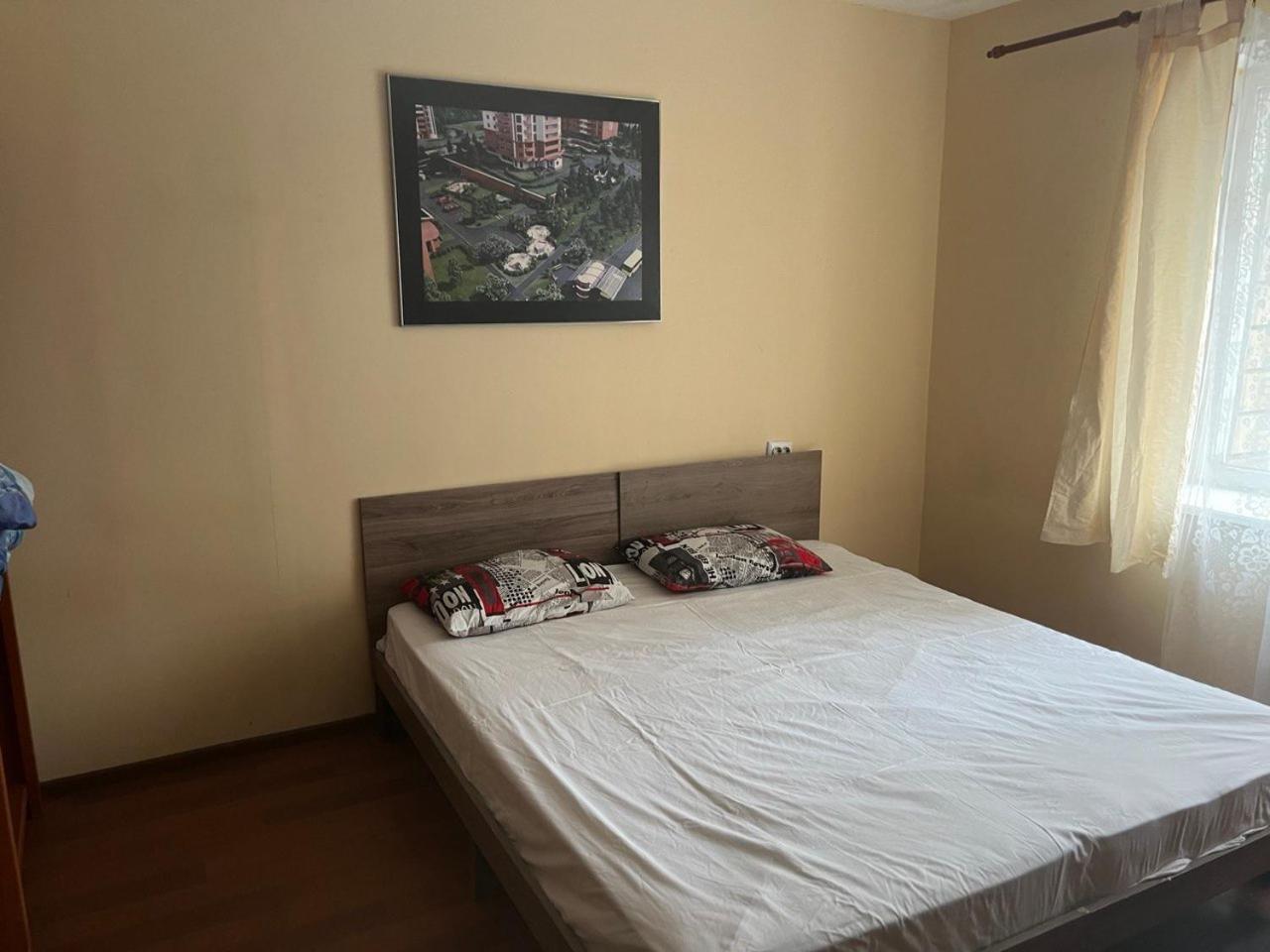 Hostel Krone Gok Zatishok Kiev Dış mekan fotoğraf